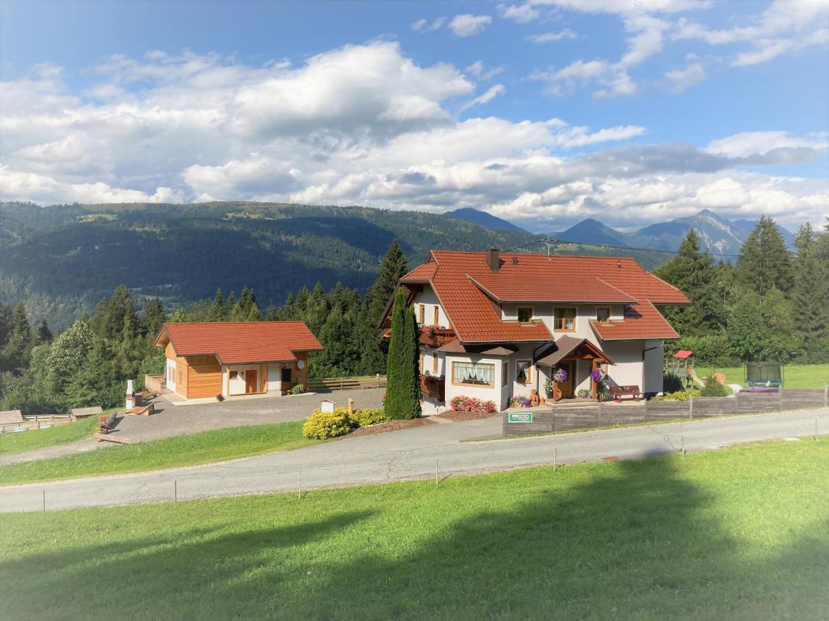 Chalets Und Apartments Hauserhof Nassfeld Schlanitzen Buitenkant foto